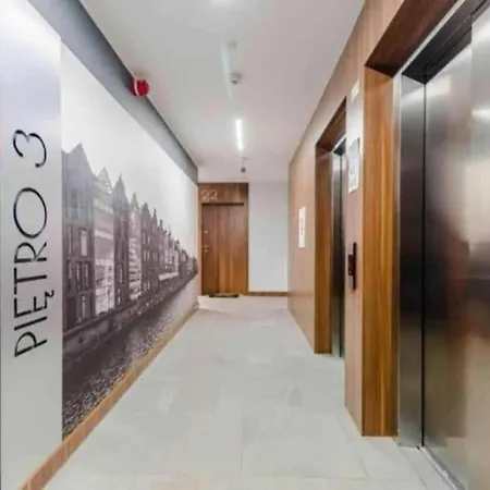 Urban Nest Group - Walowa 25c *