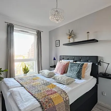 Urban Nest Group - Walowa 25c Apartment Gdansk