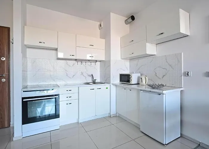 Urban Nest Group - Walowa 25c *